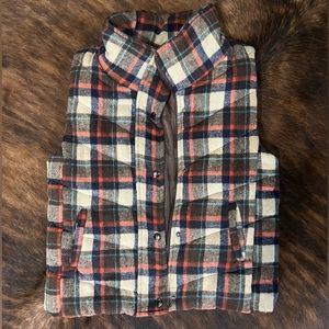 Women’s Plaid Vest